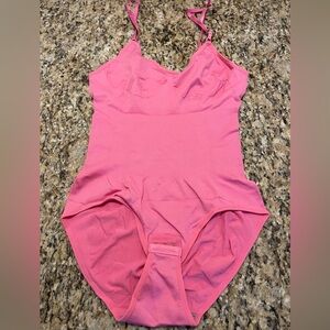 PLOPPY DOLL SMOOTHING SPAGHETTI STRAP BODYSUIT PINK - 2XL (BLACK USED FOR MODEL)